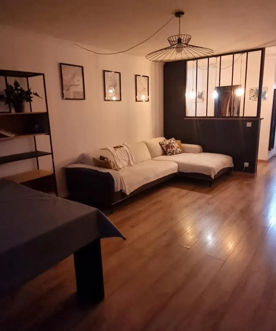 Logement Grand Paris - Metro14 Larue Apartment